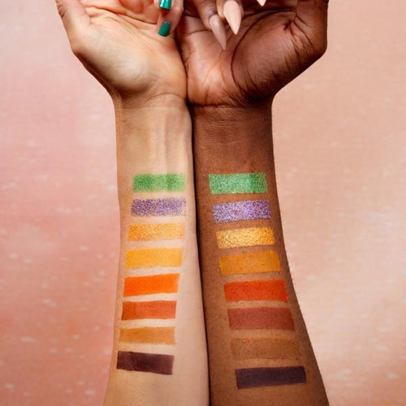 We Are Fluide Otherworldly Eyeshadow Palette - Picture 5 of 5